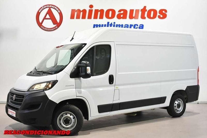 Blanco Usado 2021 Fiat Ducato Van | 17.890 € (Buen precio) - Imagen 1/4
