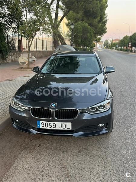 Usado BMW 318 143 CV (105 kW) 2015 Gris / plata Berlina