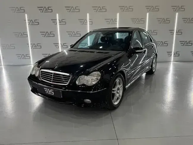 Käytetty Mercedes C32 AMG AMG 358 HP (263 kW) 2001 Sedan