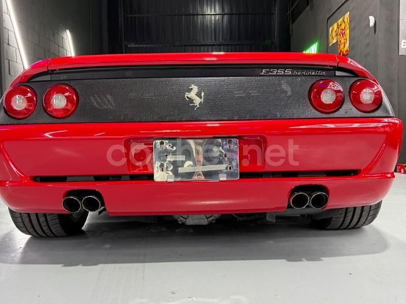 Usado Ferrari F355 380 CV (279 kW) 1995 Rojo Coupe