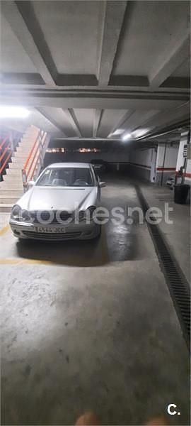 Usado Mercedes C220 Elegance 143 CV (105 kW) 2005 Gris / plata Berlina