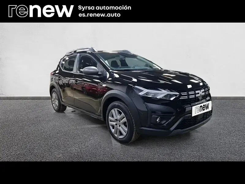 Usado Dacia Sandero Expression 91 CV (66 kW) 2023 Rojo Berlina