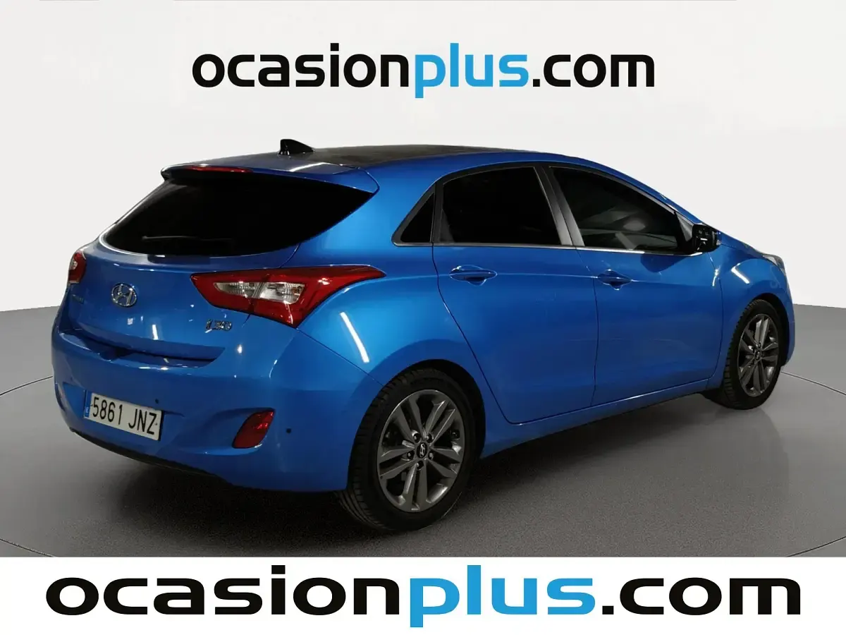 Usado Hyundai i30 GO! 110 CV (80 kW) 2016 Azul Utilitario