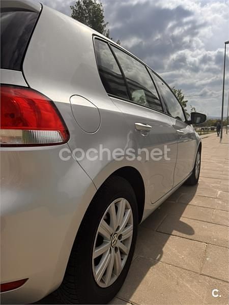 Gris / plata Usado 2011 VW Golf VI Advance Utilitario | 7100 € (Un poco caro) - Imagen 1/4