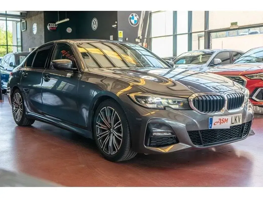 Usado BMW 318 Shadowline 150 CV (110 kW) 2020 Gris Berlina