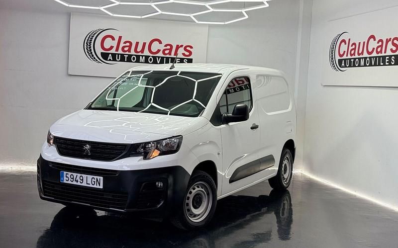 Blanco Usado 2020 Peugeot Partner Premium Van | 9834 € (Buen precio) - Imagen 1/4