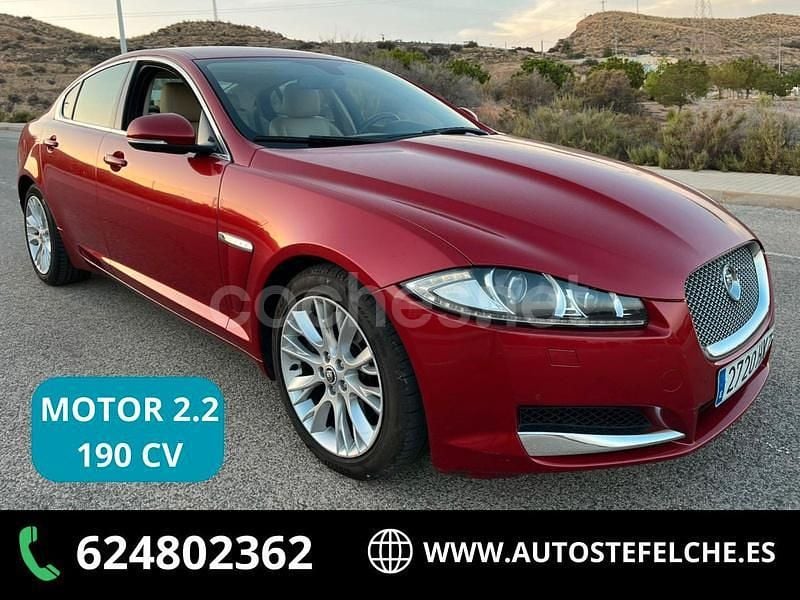 Granate Usado 2012 Jaguar XF Premium Luxury Berlina | 9990 € (Precio justo) - Imagen 1/4