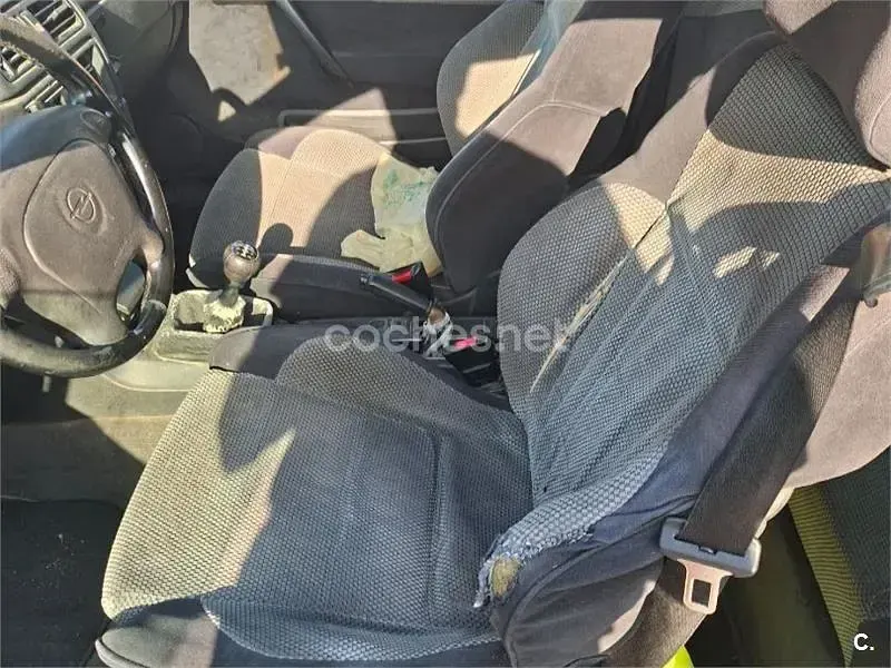 Usado Opel Calibra 170 CV (125 kW) 1995 Azul Coupe