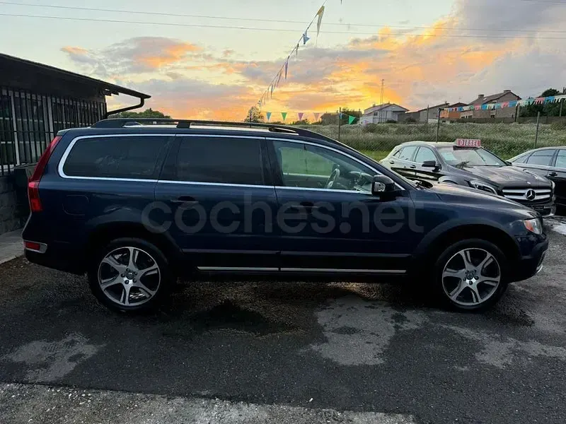 Käytetty Volvo XC70 Summum 215 HP (158 kW) 2012 Sininen Farmari