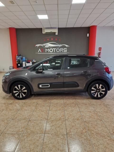 Usado Citroën C3 Feel 83 CV (61 kW) 2021 Gris Utilitario