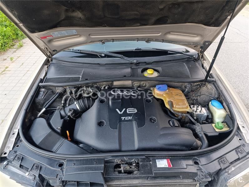 Usado Audi A6 150 CV (110 kW) 2000 Beige Berlina