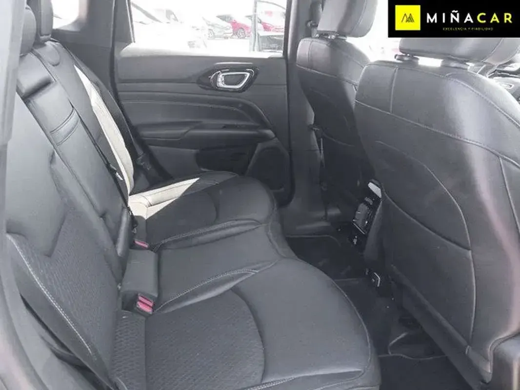 Usado Jeep Compass 150 CV (110 kW) 2022 Verde SUV