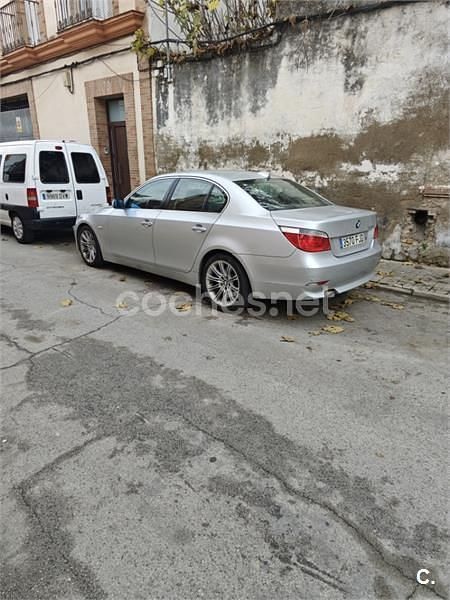 Usado BMW 520 163 CV (119 kW) 2007 Gris / plata Familiar