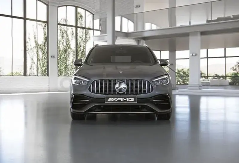 Usado Mercedes GLA35 AMG AMG 306 CV (225 kW) 2021 Mountaingrau  met. SUV