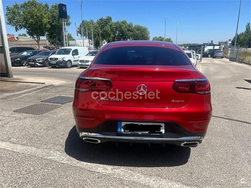 Usado Mercedes GLC220 194 CV (142 kW) 2021 Rojo Coupe