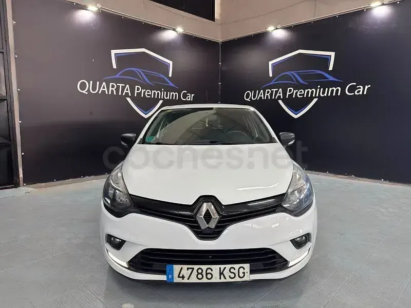 Usado Renault Clio IV Business 75 CV (55 kW) 2018 Blanco Berlina