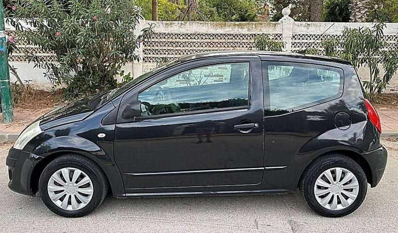 Käytetty Citroën C2 61 HP (44 kW) 2009 Musta Viistoperä
