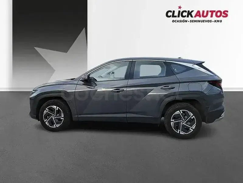 Usado Hyundai Tucson 215 CV (158 kW) 2024 Gris / plata SUV