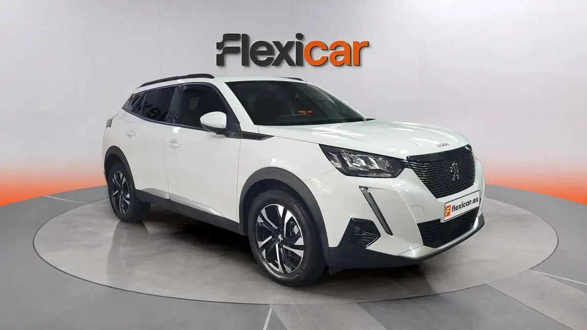 Usado Peugeot 2008 Allure 131 CV (96 kW) 2020 SUV