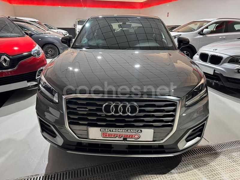 Gris / plata Usado 2017 Audi Q2 Sport SUV | 19.999 € (Precio justo) - Imagen 1/4