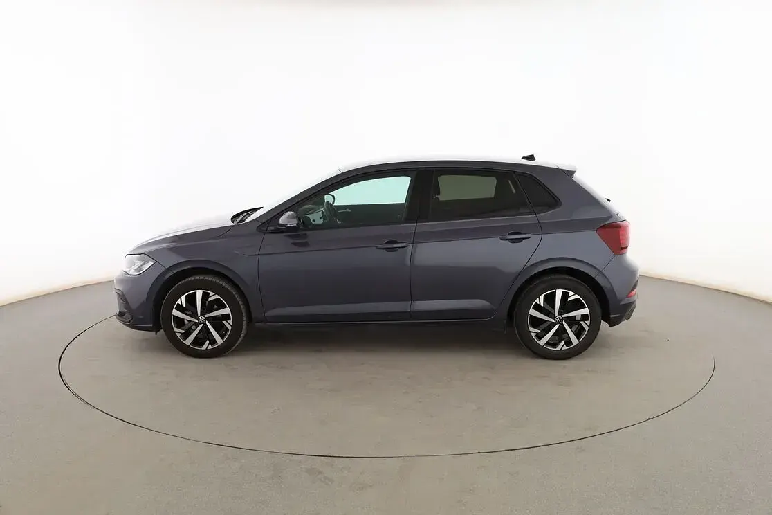Usado VW Polo Life 95 CV (69 kW) 2024 Gris Utilitario