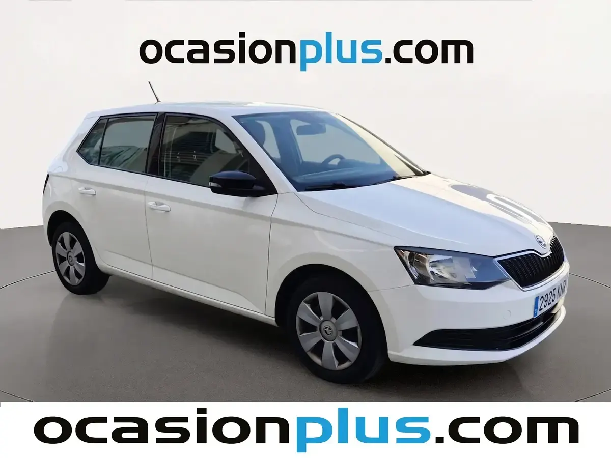 Usado Skoda Fabia Ambition 90 CV (66 kW) 2018 Gris Berlina