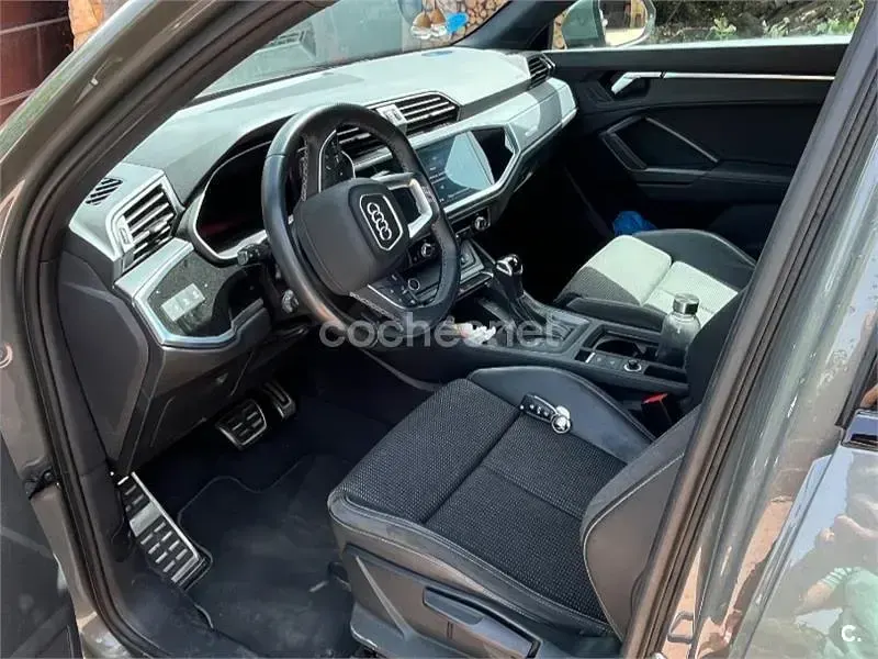 Usado Audi Q3 Sportback S-Line 245 CV (180 kW) 2022 Gris / plata SUV