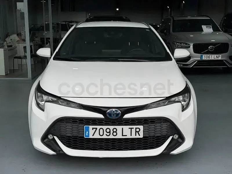 Usado Toyota Corolla Active 122 CV (89 kW) 2021 Blanco Familiar