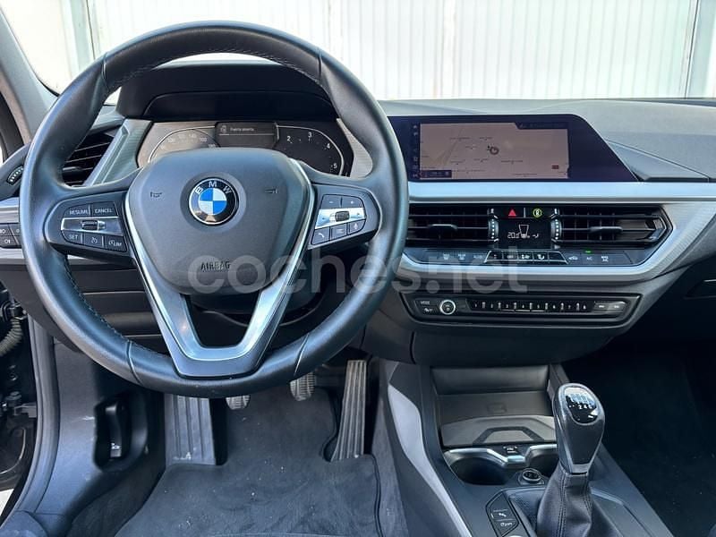 Usado BMW 116 Sport Line 116 CV (85 kW) 2019 Negro Utilitario