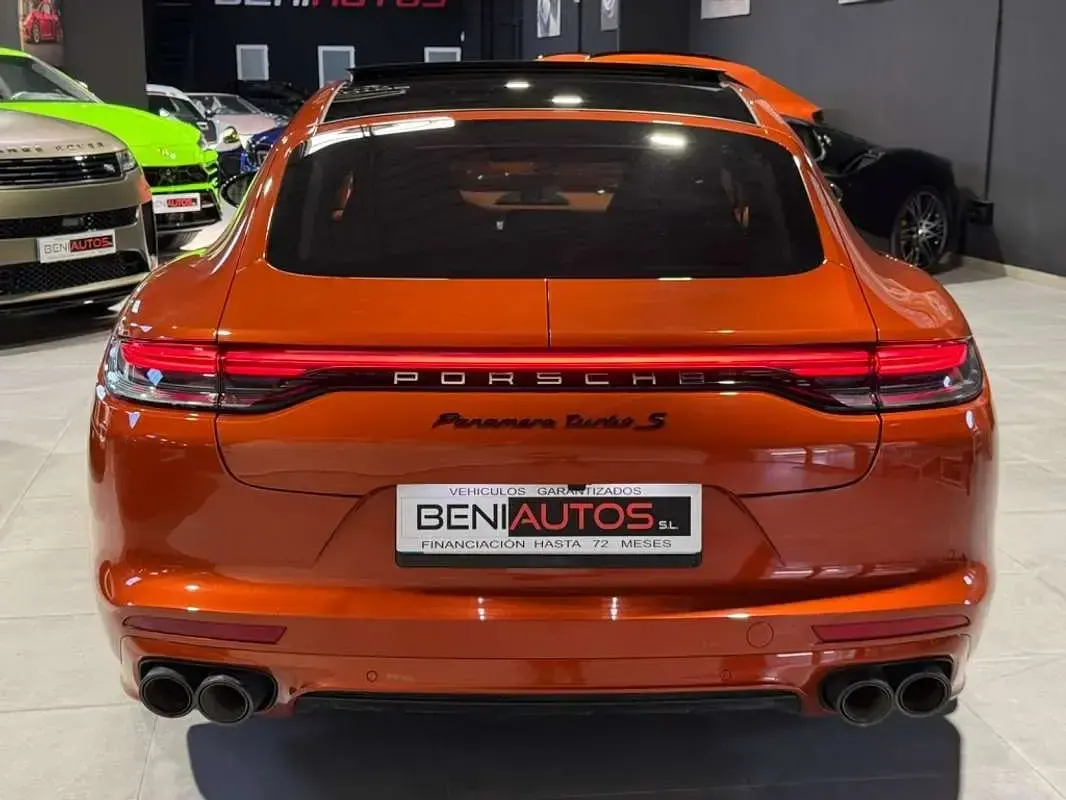 Usado Porsche Panamera Turbo S 630 CV (463 kW) 2023 Naranja Utilitario