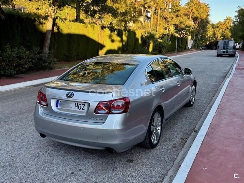 Usado Lexus GS450H President Line 345 CV (253 kW) 2011 Gris / plata Berlina