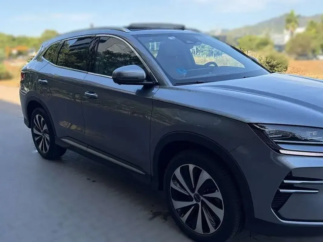 Usado BYD Seal U Boost 98 CV (72 kW) 2025 Gris SUV