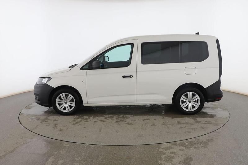 Usado VW Caddy 102 CV (75 kW) 2021 Blanco Monovolumen