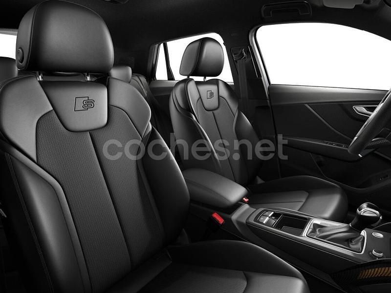 Usado Audi Q2 150 CV (110 kW) 2025 Gris / plata SUV