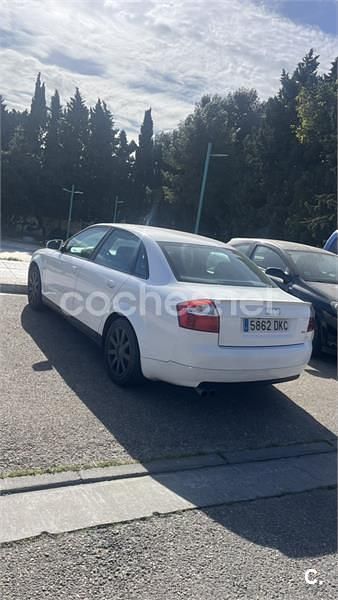 Usado Audi A4 S-Line 115 CV (84 kW) 2001 Blanco Familiar