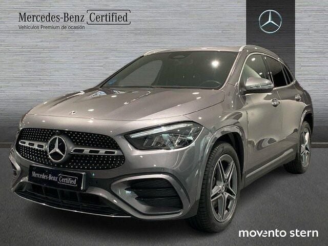 Usado Mercedes GLA250 AMG line 218 CV (160 kW) 2024 Gris SUV
