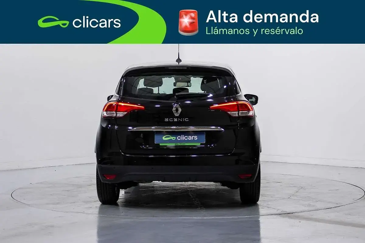 Usado Renault Scénic III Zen 131 CV (96 kW) 2016 Negro Monovolumen