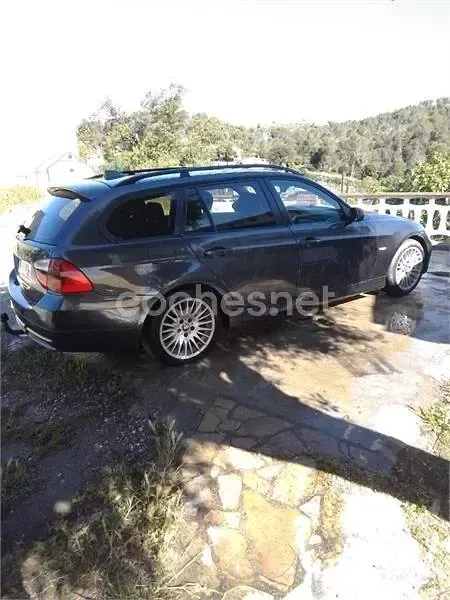 Usado BMW 320 163 CV (119 kW) 2007 Gris / plata Familiar
