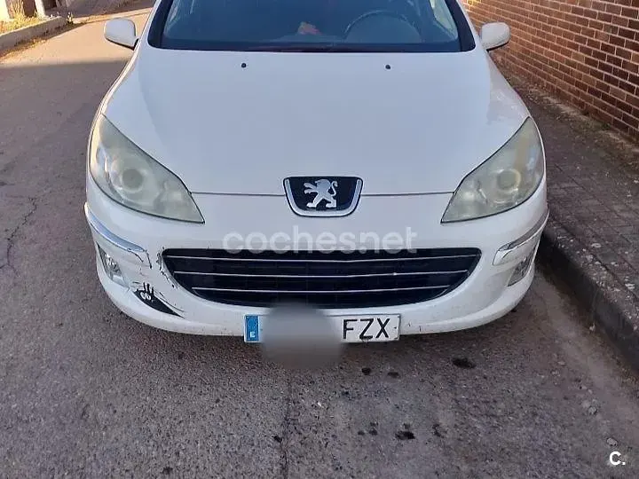 Usado Peugeot 407 Premium 136 CV (100 kW) 2007 Blanco Familiar