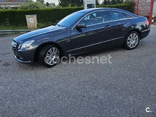 Usado Mercedes E200 Elegance 184 CV (135 kW) 2011 Azul Coupe