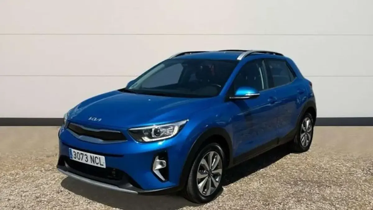 Usado Kia Stonic 101 CV (74 kW) 2025 Azul SUV