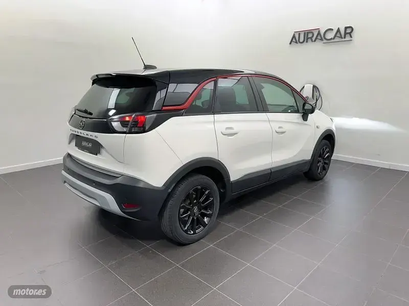 Usado Opel Crossland GS Line 110 CV (80 kW) 2021 Blanco SUV