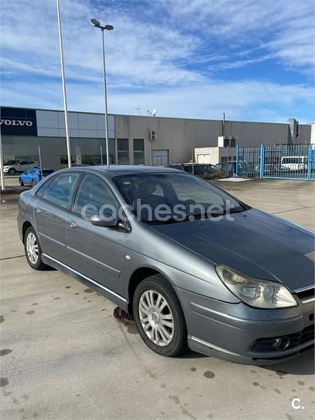 Usado Citroën C5 110 CV (80 kW) 2004 Gris / plata Berlina