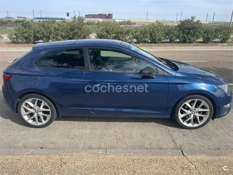 Usado Seat Leon Style 150 CV (110 kW) 2016 Azul Berlina