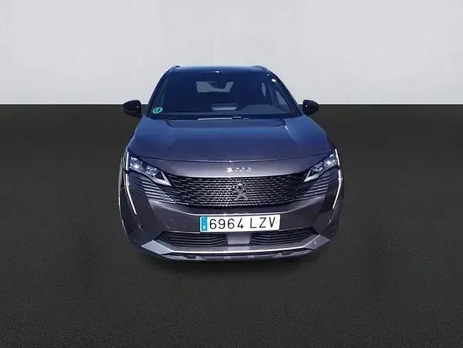 Usado Peugeot 3008 GT 131 CV (96 kW) 2022 Gris SUV