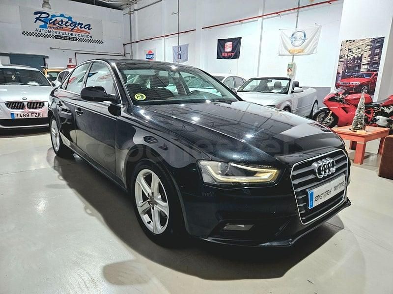 Usado Audi A4 143 CV (105 kW) 2012 Negro Berlina
