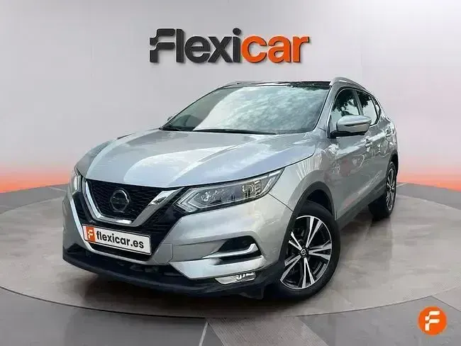 Usado Nissan Qashqai Acenta 140 CV (102 kW) 2018 Gris SUV