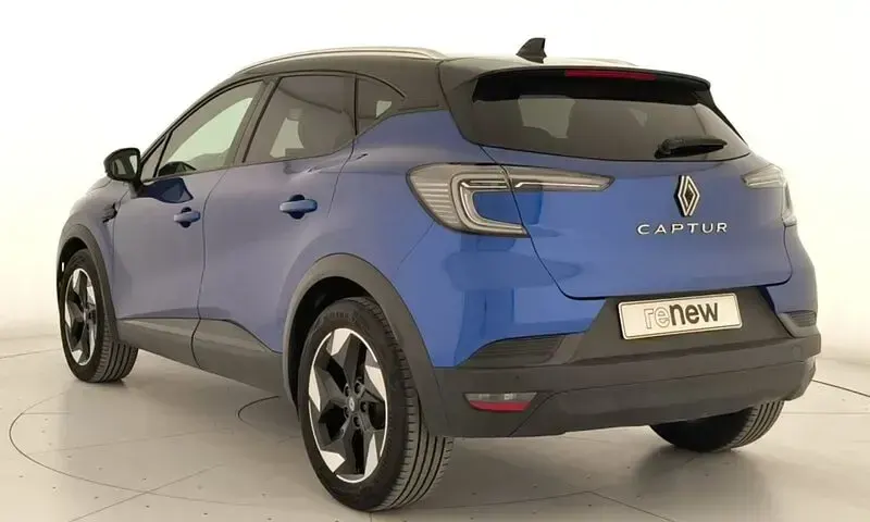 Usado Renault Captur Techno 100 CV (73 kW) 2025 Azul SUV