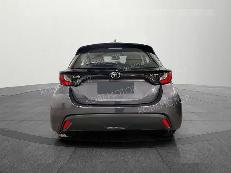 Nuevo Toyota Yaris Hybrid Active 116 CV (85 kW) 2025 Gris