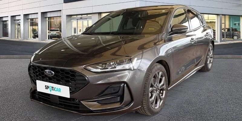 Gris Usado 2023 Ford Focus ST-Line | 17.900 € (Precio justo) - Imagen 1/4